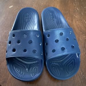 Crocs navy slides boy size 2